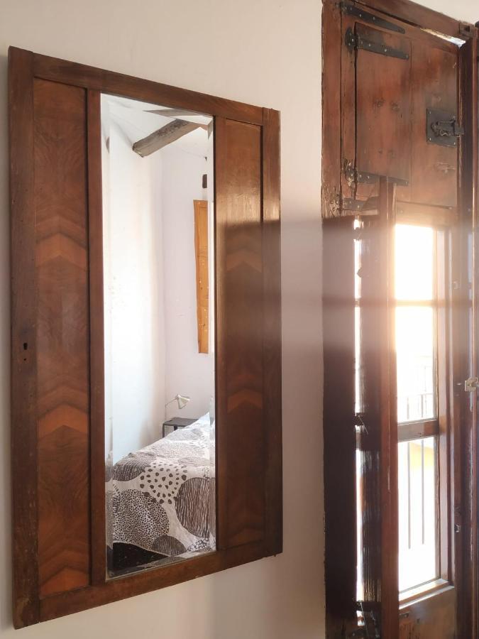 Bonito Apartamento Con Encanto En Casco Antiguo Ron 7 Valenciayole Apartman Kültér fotó