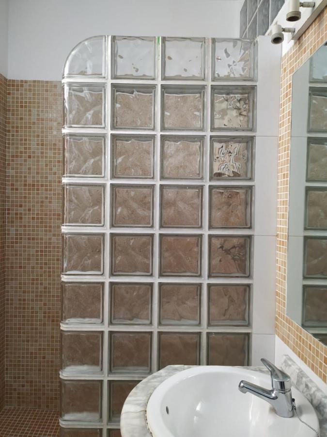 Bonito Apartamento Con Encanto En Casco Antiguo Ron 7 Valenciayole Apartman Kültér fotó